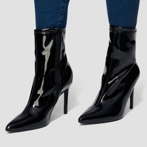 Hallee Pointed-Toe Booties
